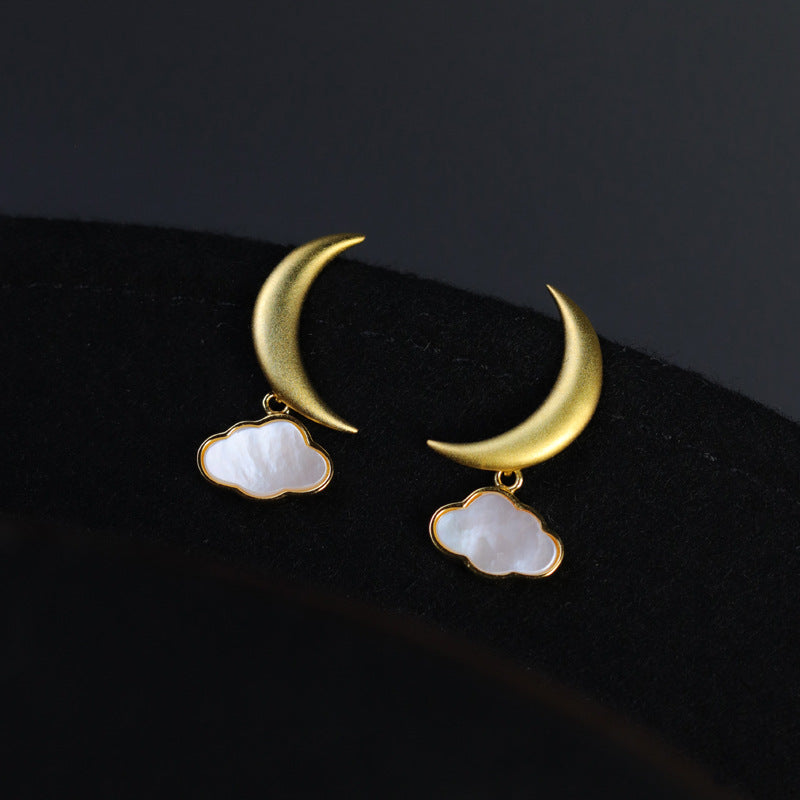 Looking for original moon-peeping sterling silver moon clouds light luxury French romantic temperament niche design high-end earrings-Mix MIx Style