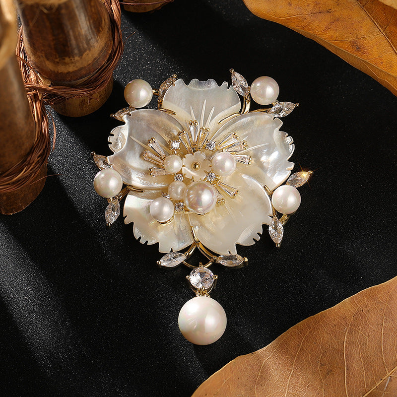 Xiliang Concubine high-end plum blossom mother-of-pearl shell brooch pearl camellia brooch floral clothing zircon corsage-Mix MIx Style
