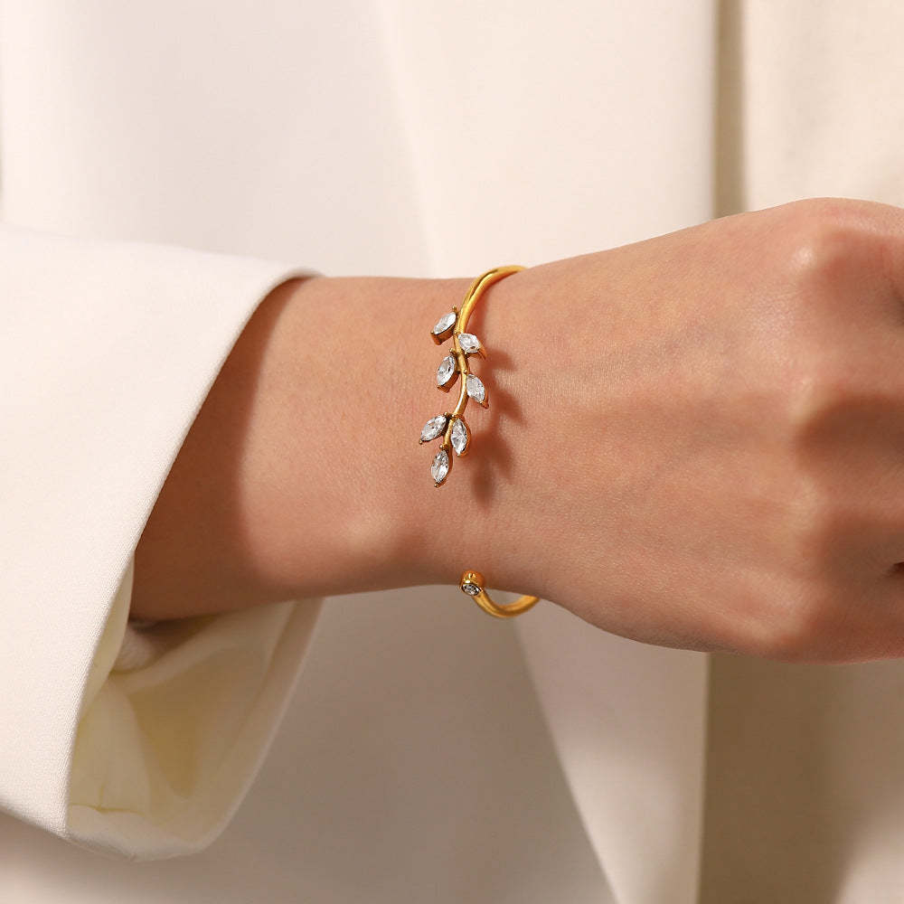 INS fashion new versatile titanium steel bracelet 18K gold electroplated green zircon leaf open bracelet women's hand jewelry-Mix MIx Style