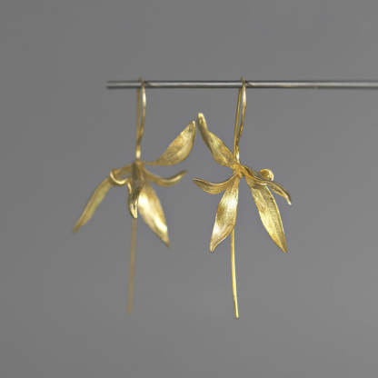 Delicate Orchid Flower Shaped Minimalist Elegant 18k White/Vermeil Gold Plated Stud Earrings | Mix Mix Style-Mix MIx Style