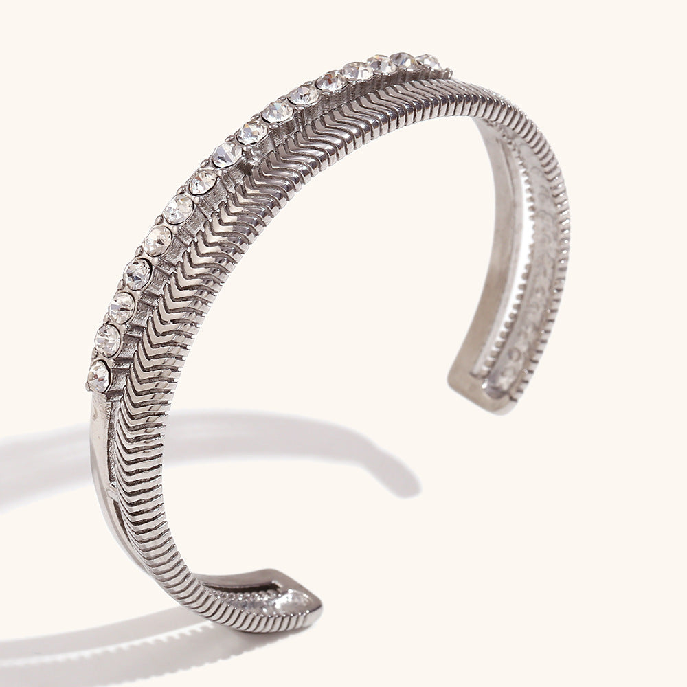 European and American cross-border double-layer diamond-studded herringbone pattern open bracelet stainless steel gold-plated retro holiday style hand jewelry-Mix MIx Style