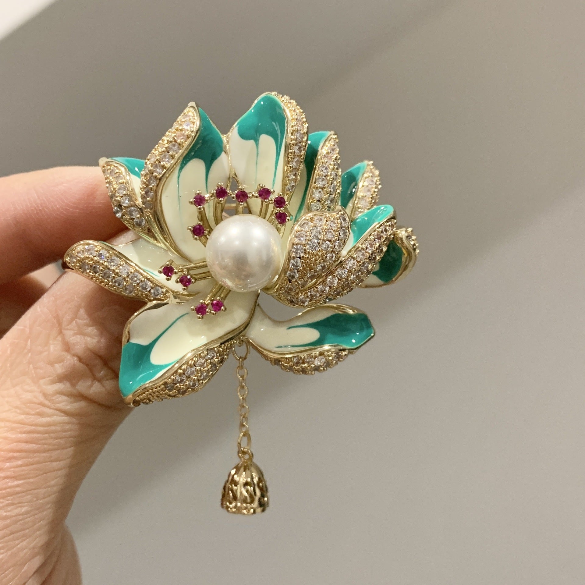 Xiliang Concubine High-end Retro Chinese Style Lotus Brooch Natural Freshwater Pearl Lotus Cheongsam Accessories Pin-Mix MIx Style
