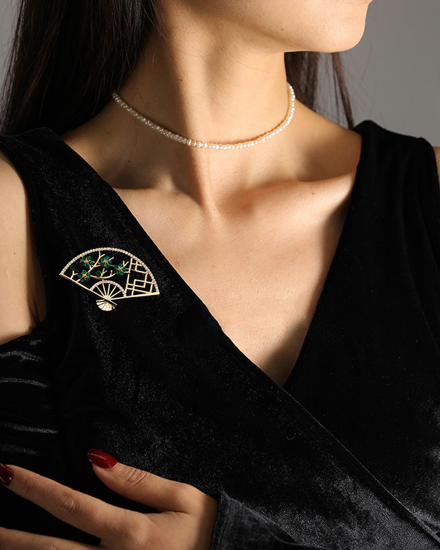 Xiliang Concubine's new national style cheongsam accessories exquisite zircon fan-shaped plum blossom brooch cardigan anti-exposure pin-Mix MIx Style