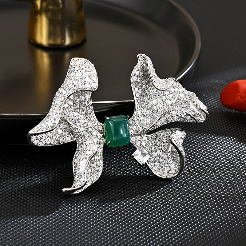 Heavy industry light luxury high-end super shiny full zirconium butterfly brooch green agate corsage coat suit accessories manufacturers wholesale-Mix MIx Style