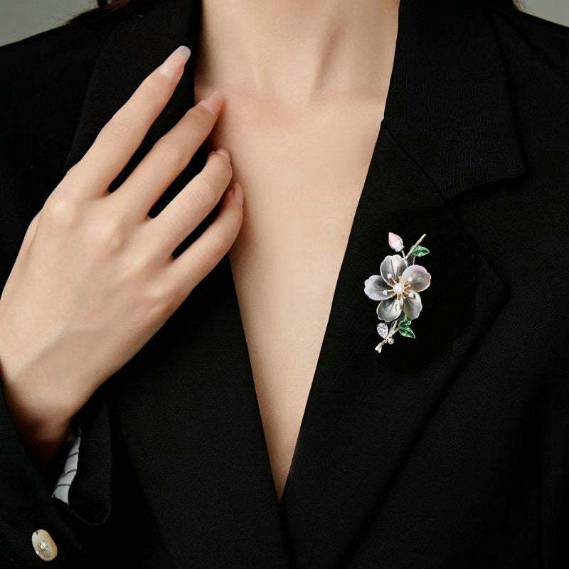 New autumn and winter coat accessories corsage fixed clothing pin high-grade natural mother-of-pearl shell flower brooch-Mix MIx Style