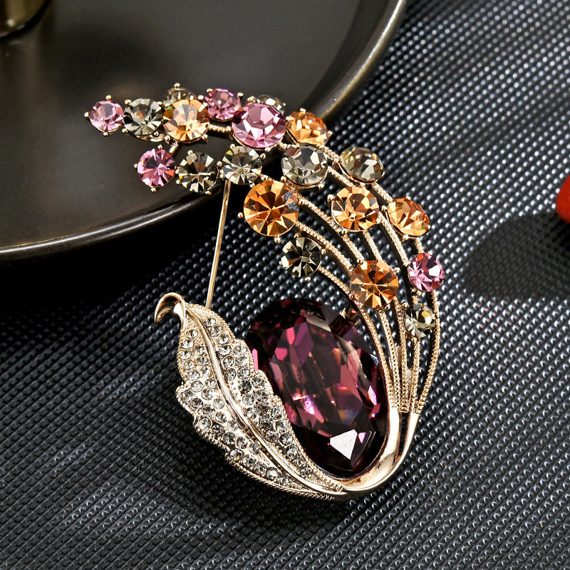 French retro luxury Austrian crystal brooch, exquisite and high-end autumn bouquet brooch, anti-exposure accessories-Mix MIx Style