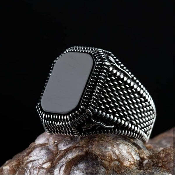 Retro Pattern Carved Chunky Rectangle shaped Black Gemstone 18k White 