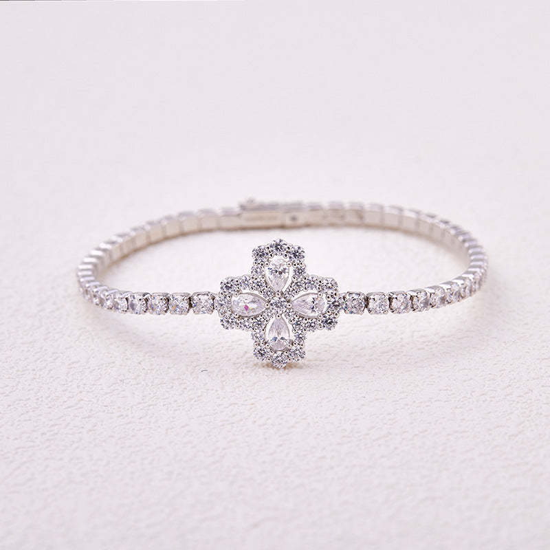 Internet celebrity same style four flower bracelet 925 silver plated with 18K white gold light luxury temperament four petal flower shape high carbon diamond ladies hand jewelry-Mix MIx Style