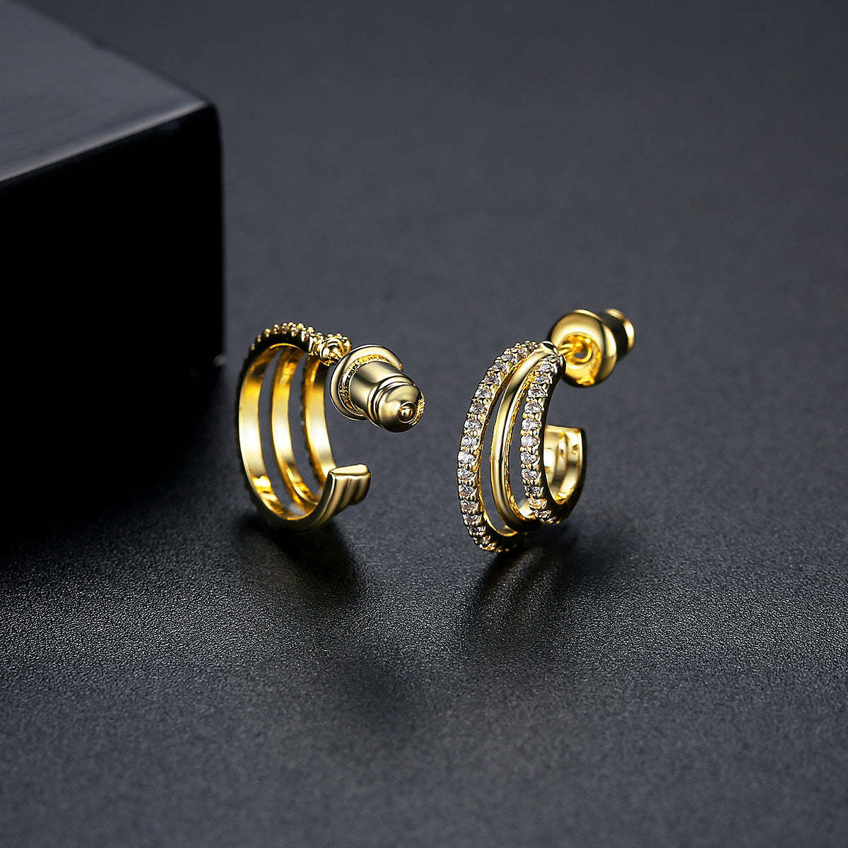 Classic White Moissanite Diamonds Elegant 18k Vermeil Gold Plated Vintage Retro Hoop Earrings | Mix Mix Style-Mix MIx Style