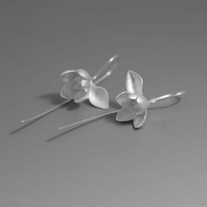 Search for original Xinyiwu sterling silver literary style new Chinese style three-dimensional magnolia flower Jiangnan temperament long earrings-Mix MIx Style