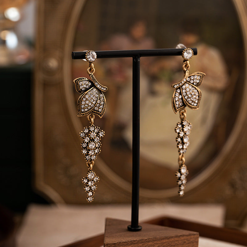 Retro old tassel earrings for women vintage medieval long flower earrings temperament light luxury high-end earrings-Mix MIx Style