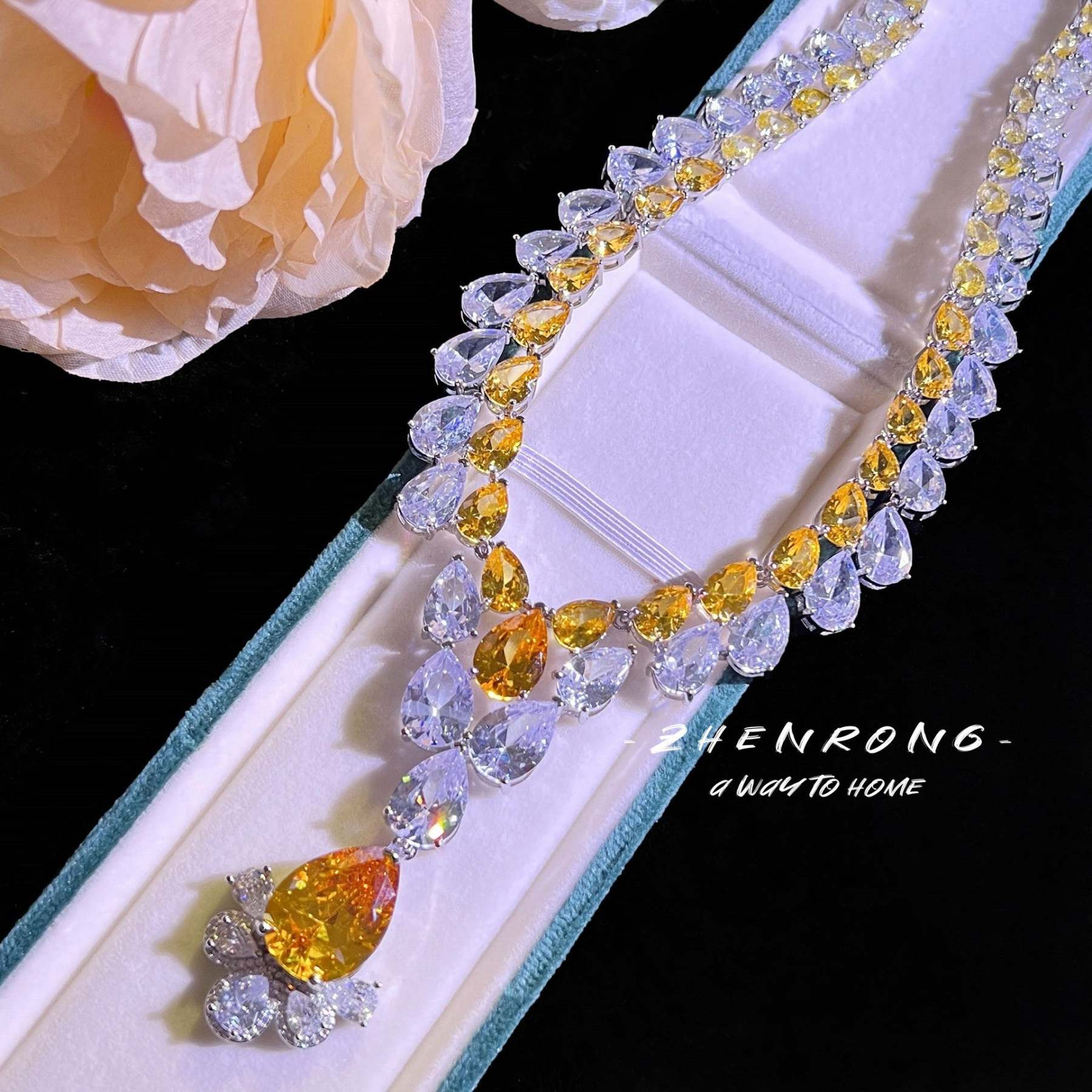 White & Yellow Vintage Pendant Pear Diamonds Luxurious 18k Gold Plated Necklace & Earrings Jewelry Set | Mix Mix Style-Mix MIx Style