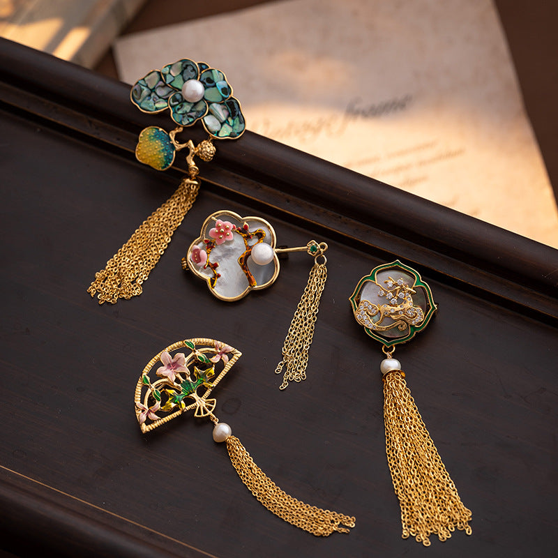 Retro long tassel brooch for women, palace style, natural pearl, abalone and shell, medieval corsage, elegant clothing accessories-Mix MIx Style