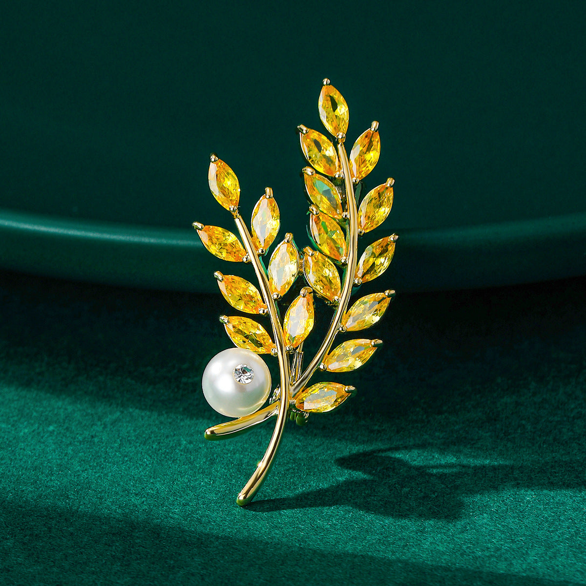 Korean version of high-end leaf pearl brooch for women ins trendy personality versatile corsage suit coat pin manufacturer wholesale-Mix MIx Style