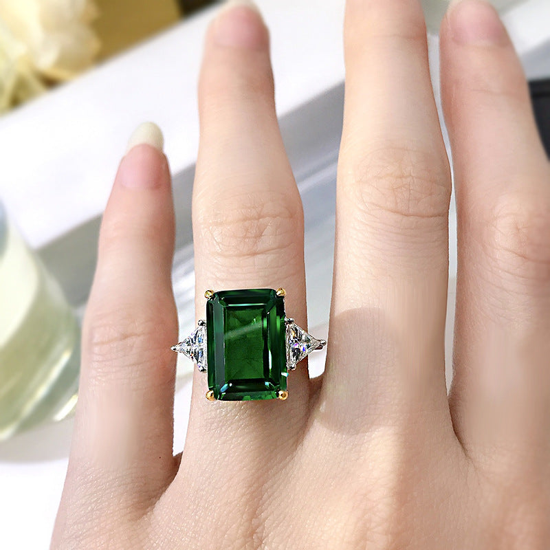 Green Elegant Emerald Cut Moissanite Diamond 4ct 18k White Gold Engagement Ring | Mix Mix Style-Mix MIx Style