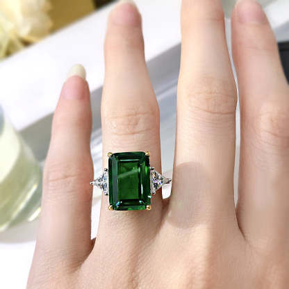 Green Elegant Emerald Cut Moissanite Diamond 4ct 18k White Gold Engagement Ring | Mix Mix Style-Mix MIx Style