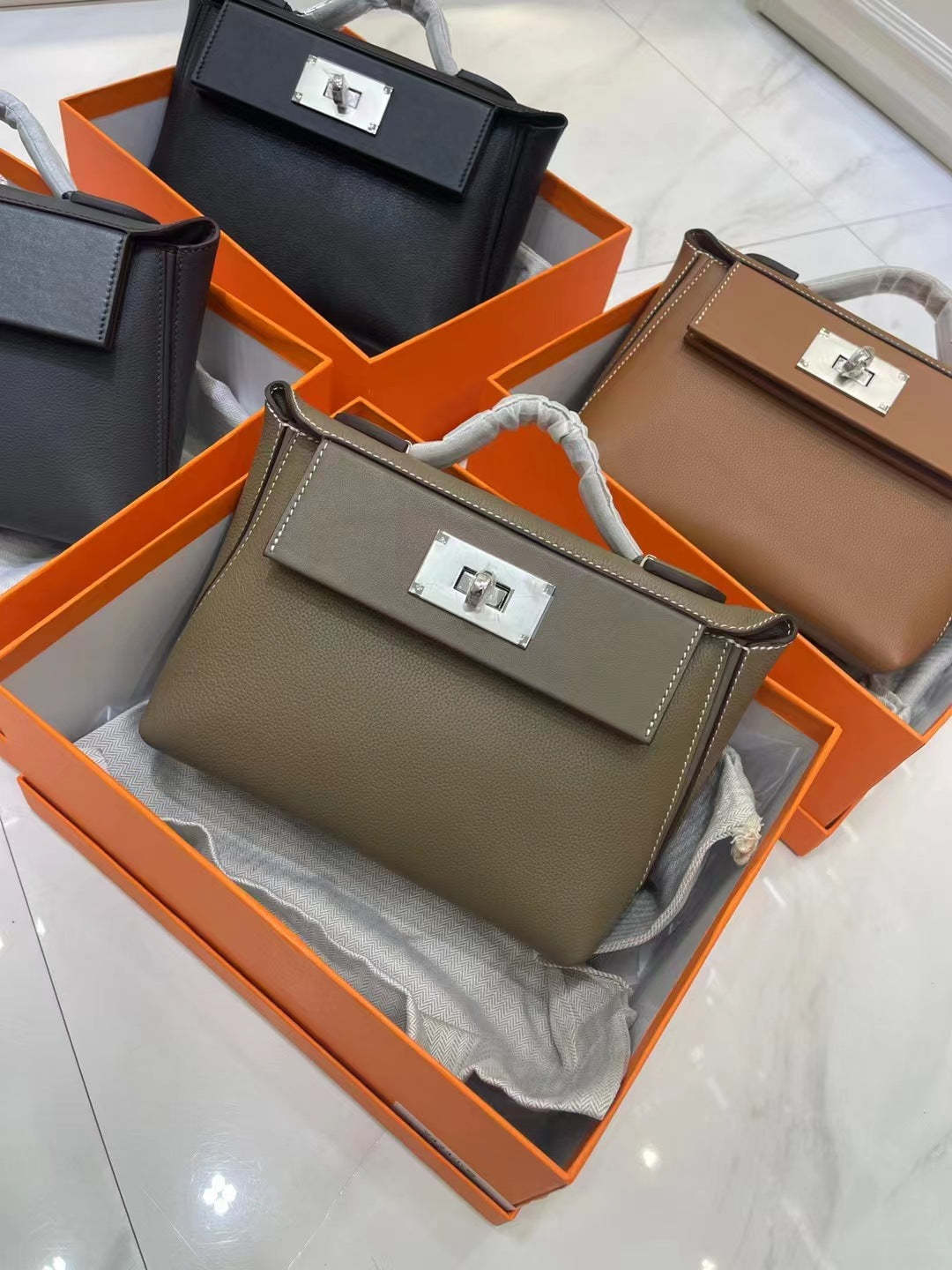 One piece genuine cowhide 2424mini Kelly bag lock buckle one shoulder crossbody dumpling bag double shoulder large capacity women's bag-Mix MIx Style