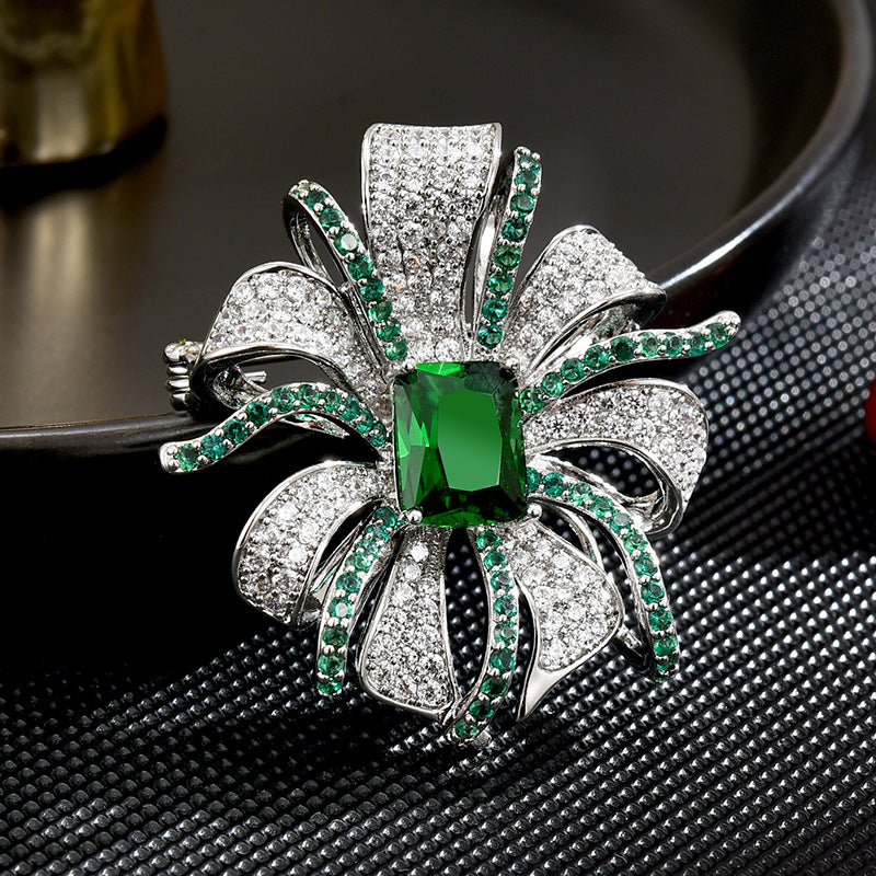 INS new European style elegant temperament classic luxury versatile exquisite retro palace coat brooch one piece delivery-Mix MIx Style