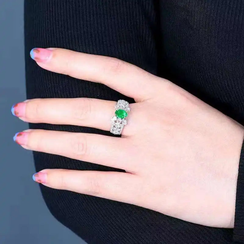 Fine Vivid Green Oval Cut Moissanite Diamondss 18k White Gold Engagement Ring-Mix MIx Style