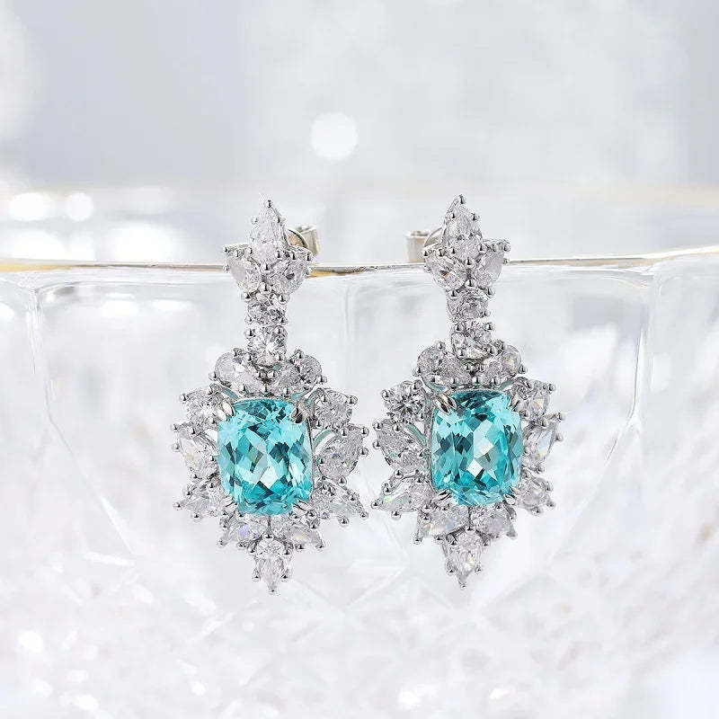 Blue & White Dazzling Oval Cut Moissanite Diamond Luxury 18k White Gol