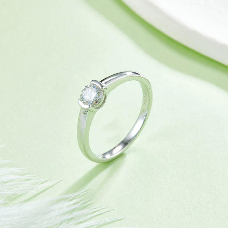 Diamond 0.5CT Moissanite Round Cut 18k White Gold Plated Ring | Mix Mix Style [Hot Seller]-Mix MIx Style