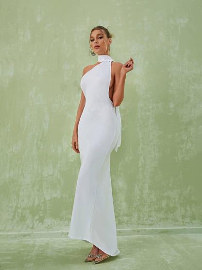 Toula Backless Maxi Dress In White-Mix MIx Style