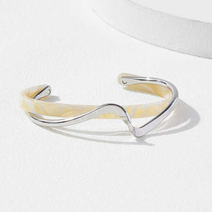 White Shellfish Bracelets - 18k Gold Plated Bangles with Geometric C-shaped Opening | Mix Mix Style [Hot Seller]-Mix MIx Style
