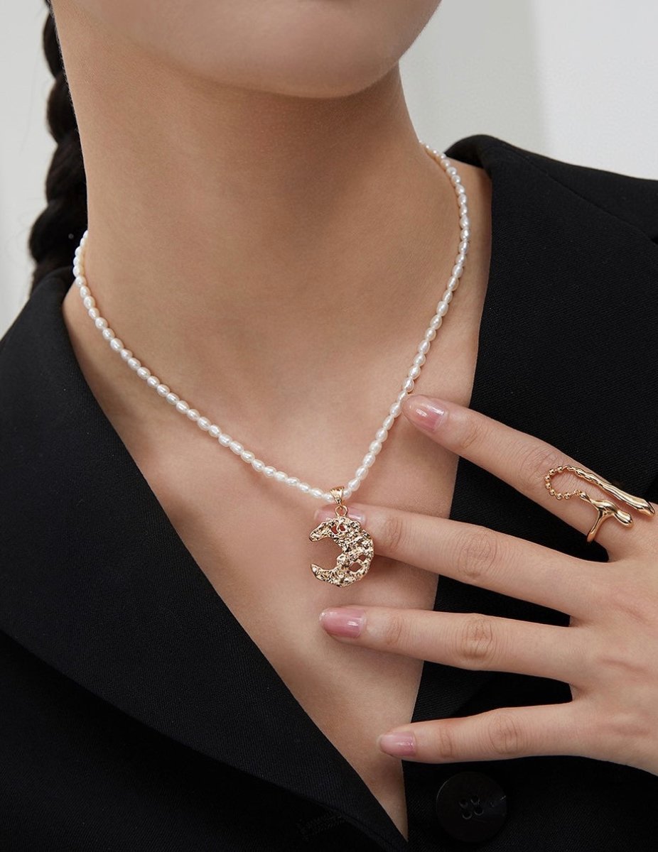 Freshwater Pearl Necklace with Sterling Silver Moon Pendant | Mix Mix Style [Hot Seller]-Mix MIx Style
