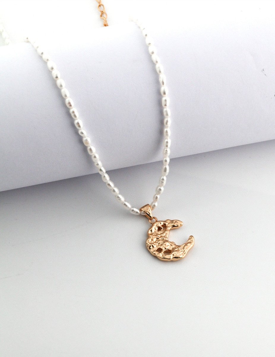 Freshwater Pearl Necklace with Sterling Silver Moon Pendant | Mix Mix Style [Hot Seller]-Mix MIx Style