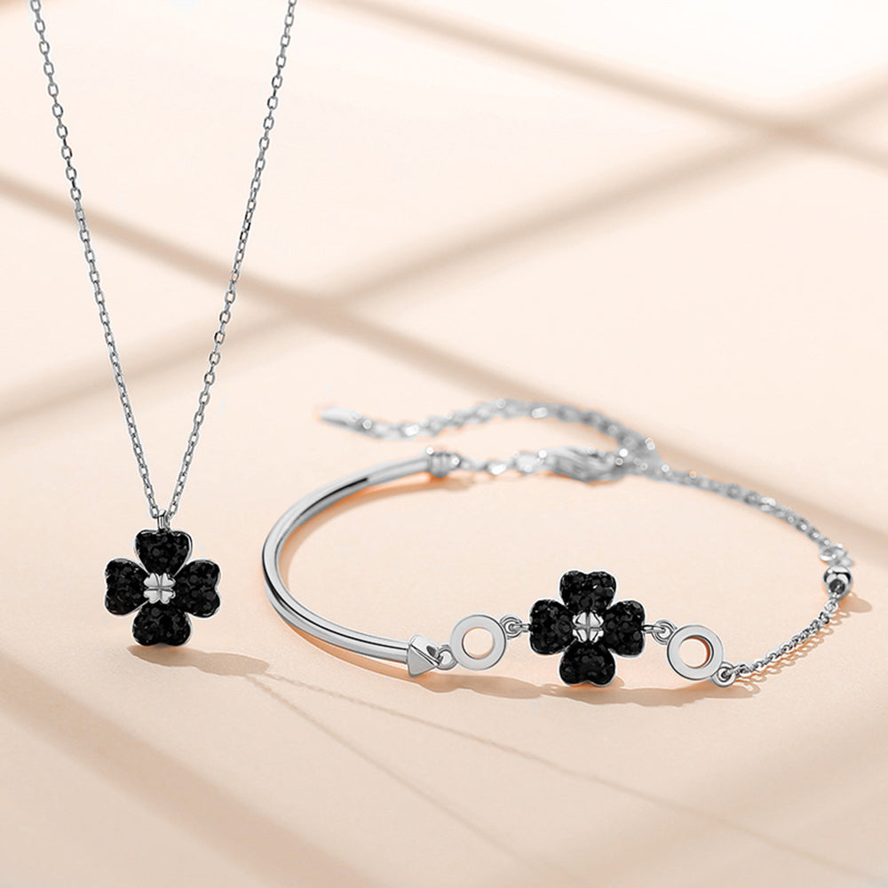 Modern Black Lucky Clover necklace & bracelet Set