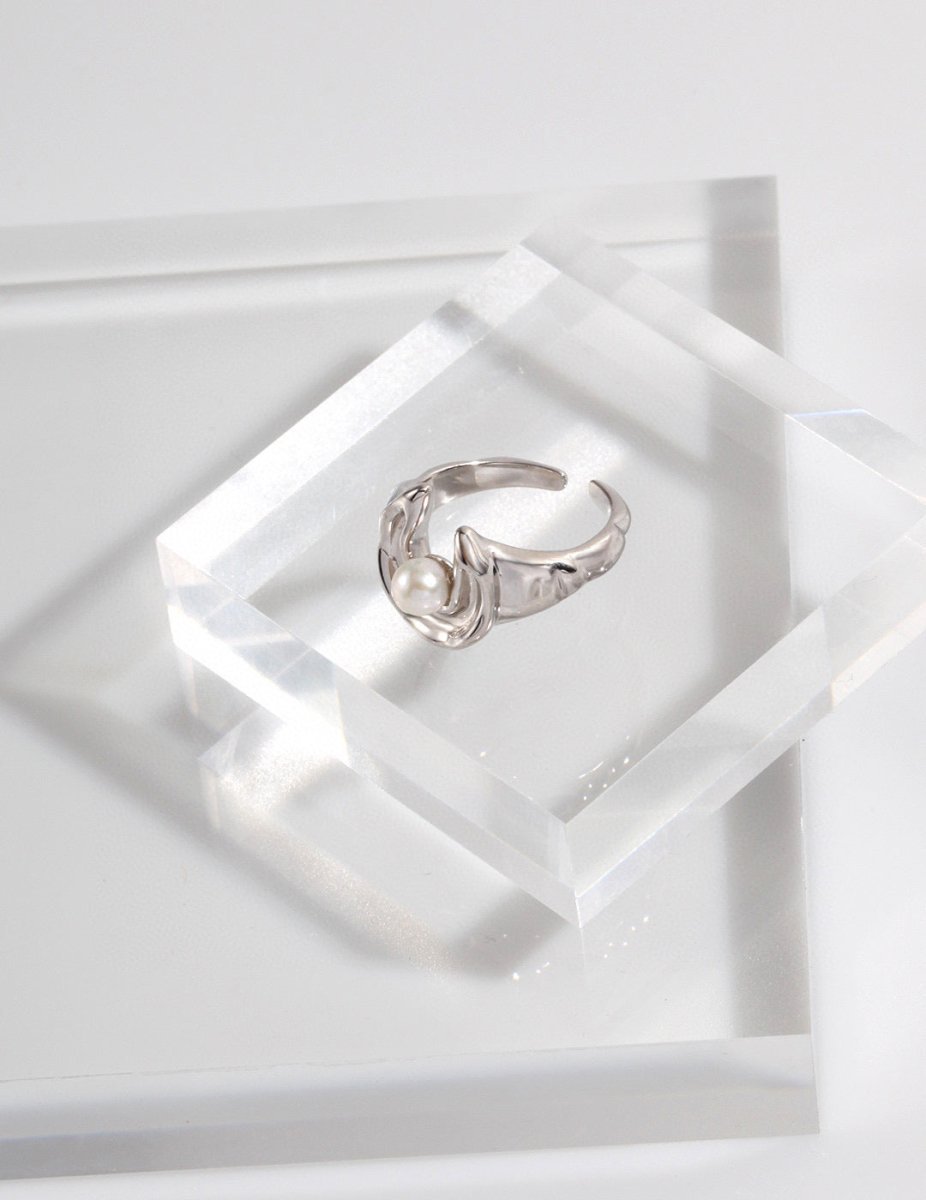 Moon Shape Sterling Silver and Akoya Pearl Open Rings | Mix Mix Style-Mix MIx Style