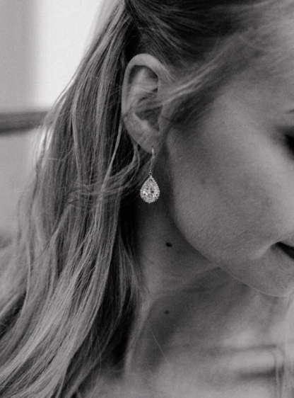 Moissanite Teardrop 18K White Gold Earrings | Mix Mix Style [Hot Seller]-Mix MIx Style