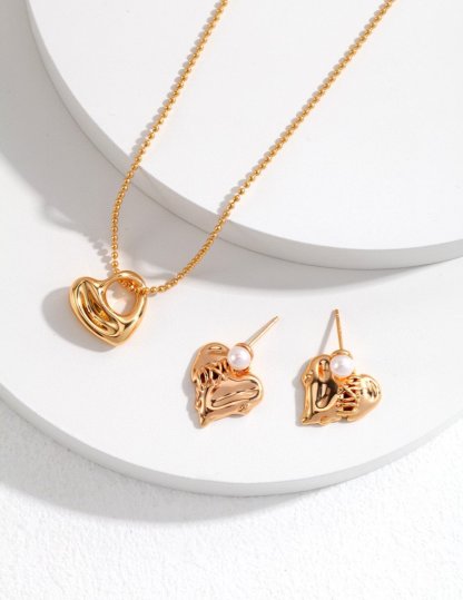 Broken Heart Sterling Silver and Akoya Pearl Earrings | Mix Mix Style