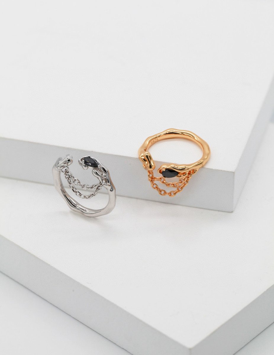 Stylish Sterling Silver with a Black Gem Stone and a Little Chain Ring | Mix Mix Style-Mix MIx Style