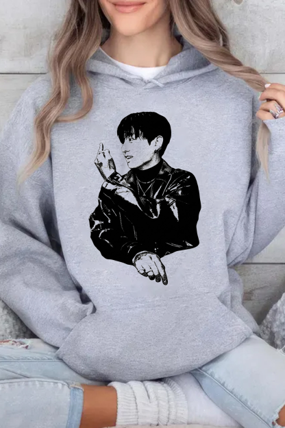 Jungkook Hoodie😘