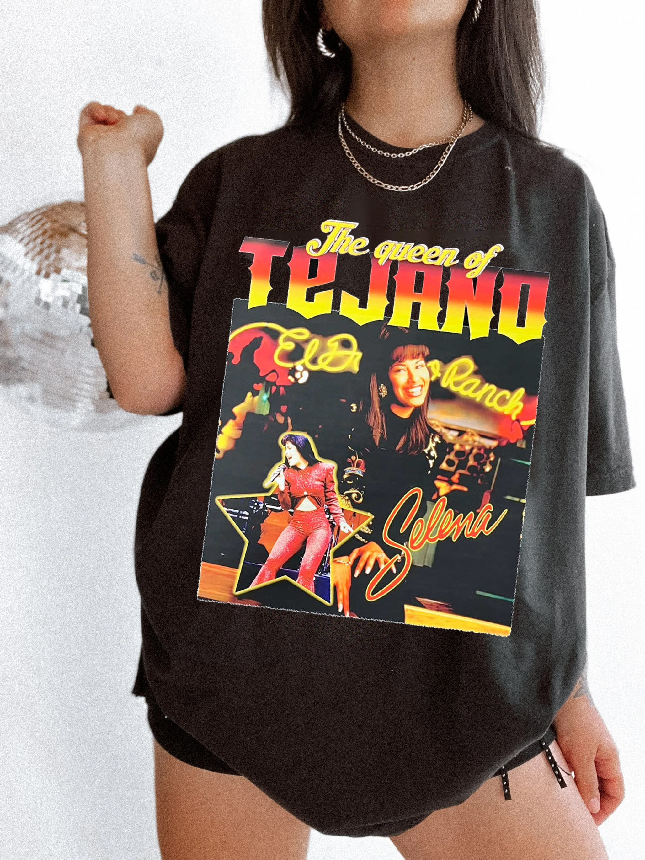 Like a flower...with love Selena️ T-Shirt