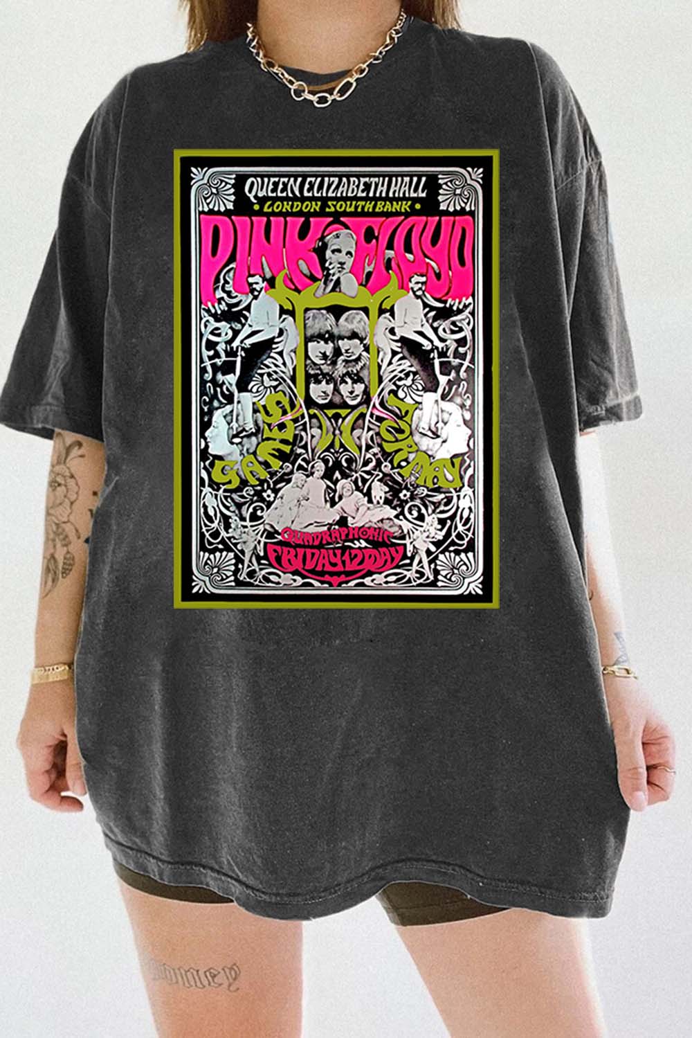 Daydreamer: Pink Floyd Queen Elizabeth Poster Tee For Women