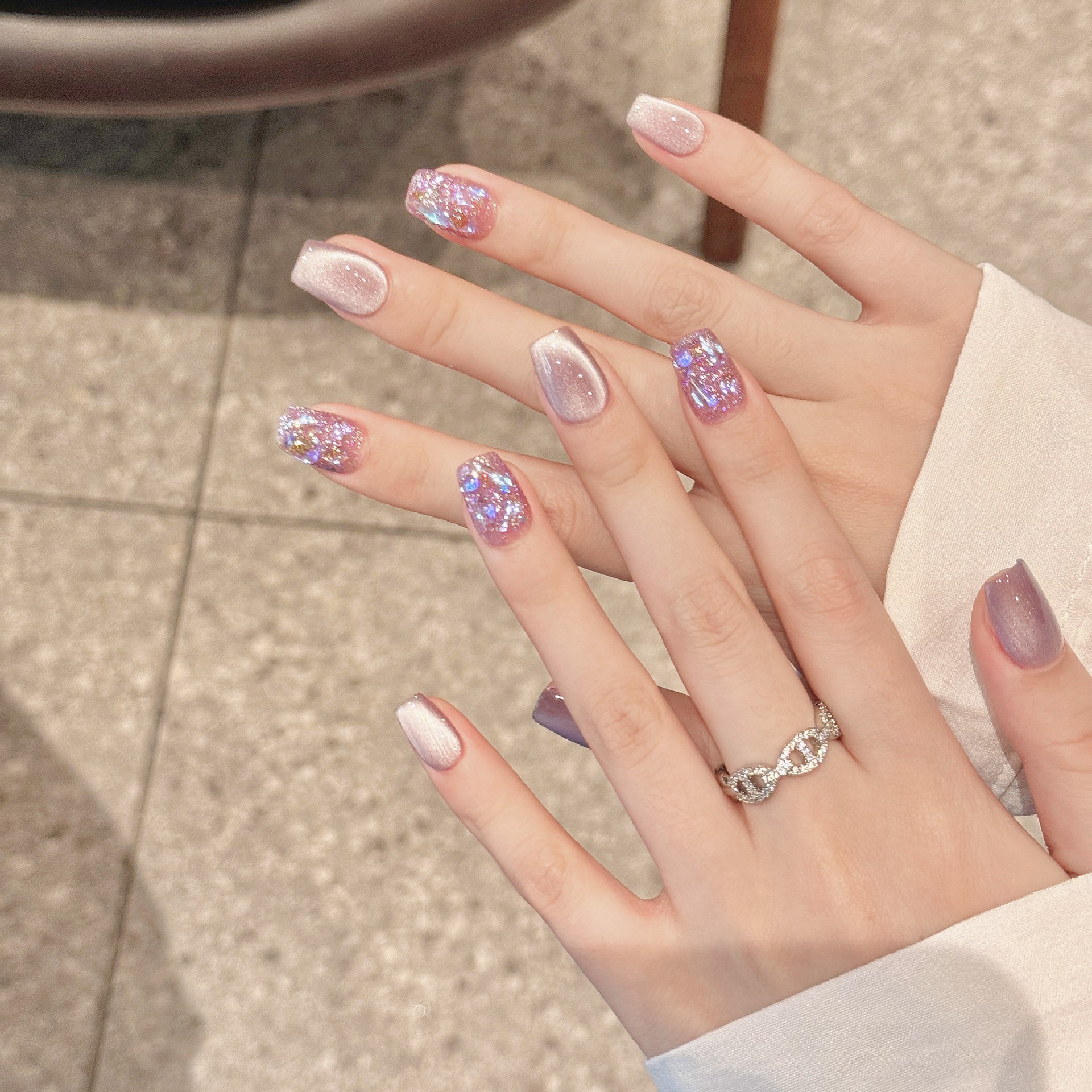 芋泥啵啵 | 短梯 | 猫眼侧光 | 闪片气质富家千金 | 纯手工穿戴甲