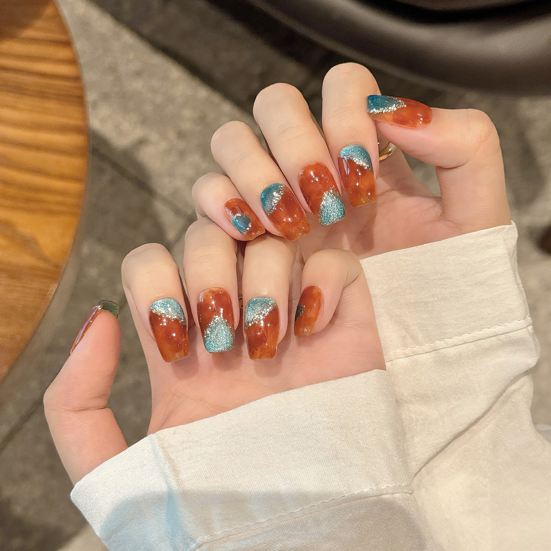 日暮之焰 | 中梯 | 琥珀晕染 | 撞色海蓝晶石猫眼 | 纯手工穿戴甲