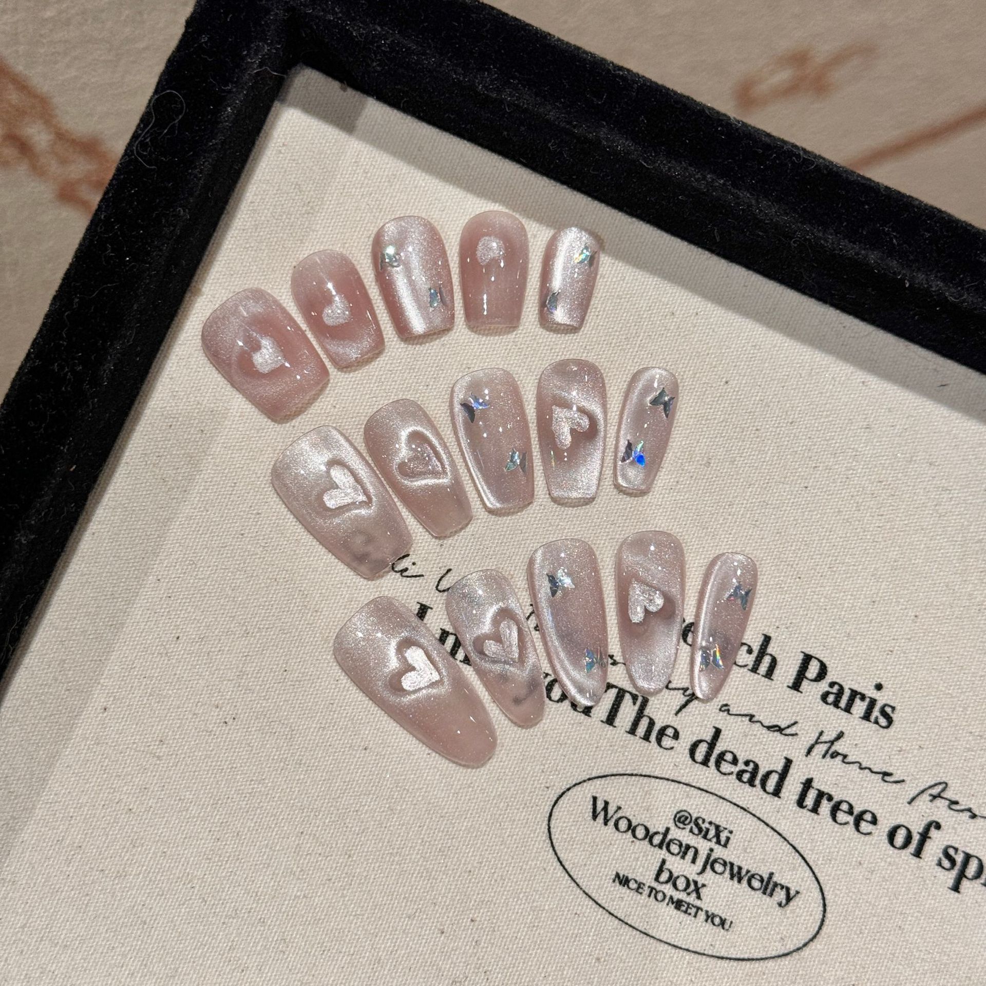 白桃冰沙 | 中梯 | 短梯 | 杏仁 | 爆闪粉色爱心猫眼 | 法式温柔显白 | 纯手工穿戴甲