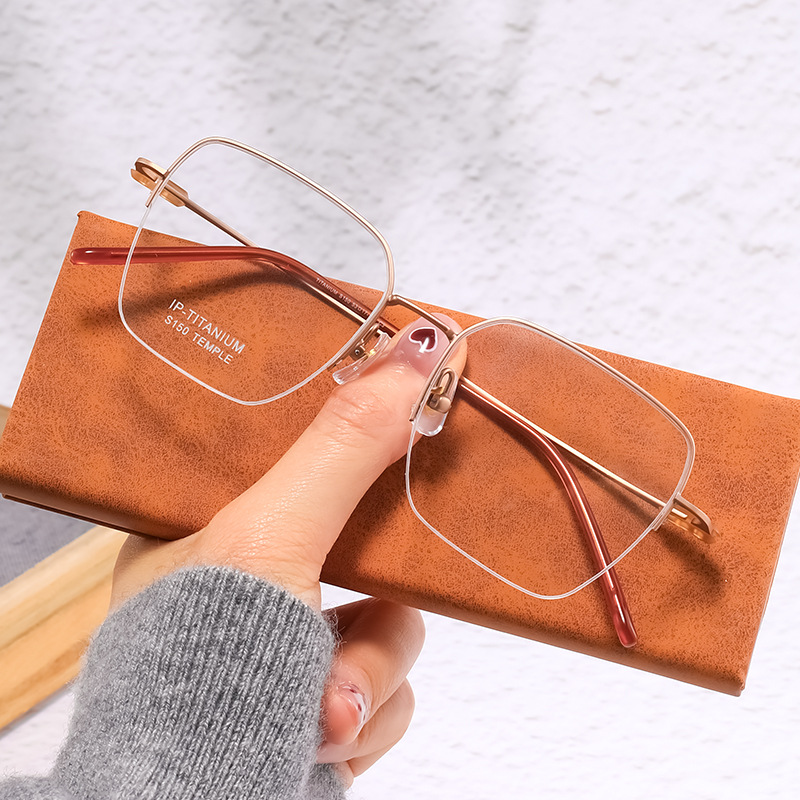 纯钛半框丨超轻7.5克丨时尚显瘦半框丨不挑脸型丨男女同款