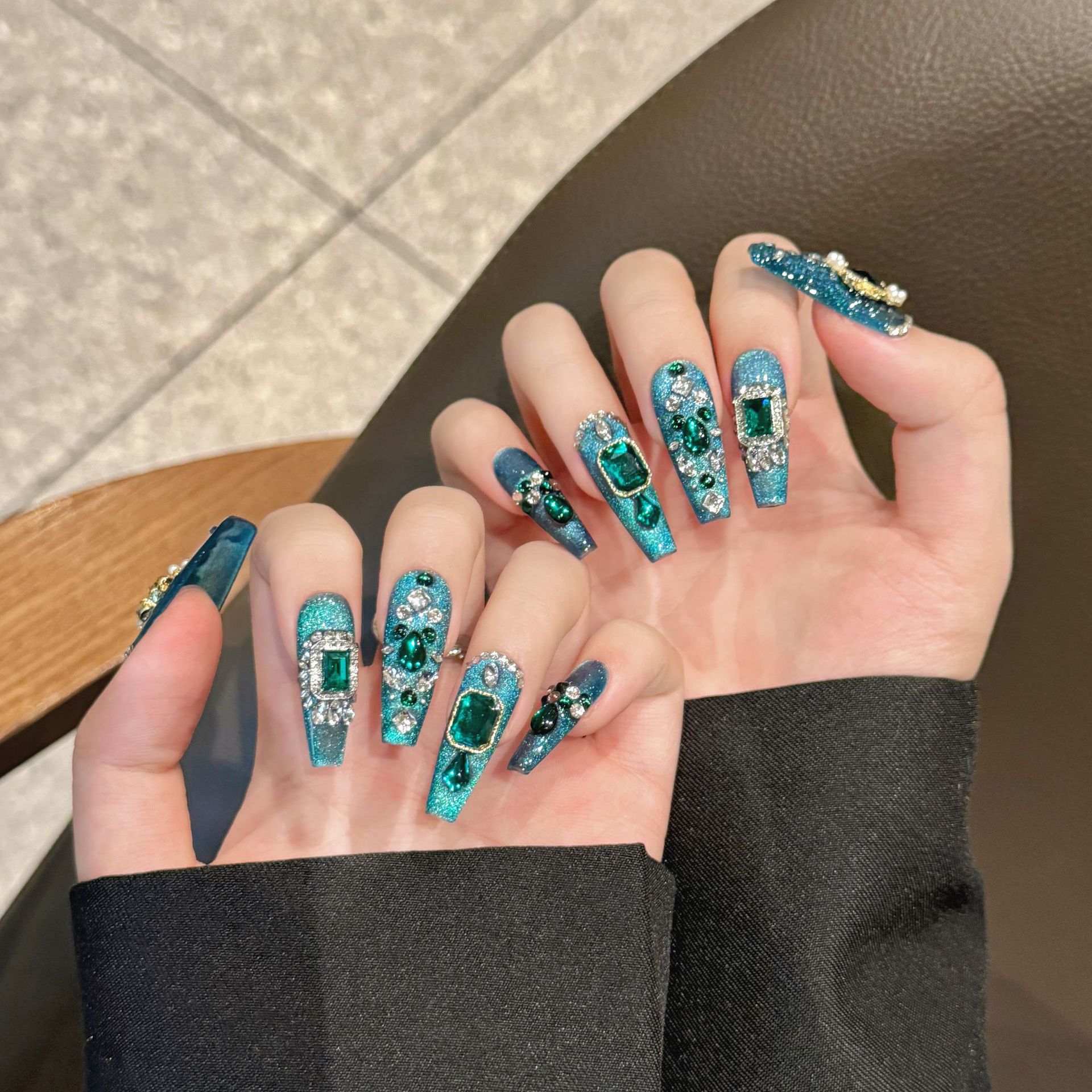 祖母绿 | 长梯 | 重工高级显白 | 爆闪苗疆系列 | 纯手工穿戴甲