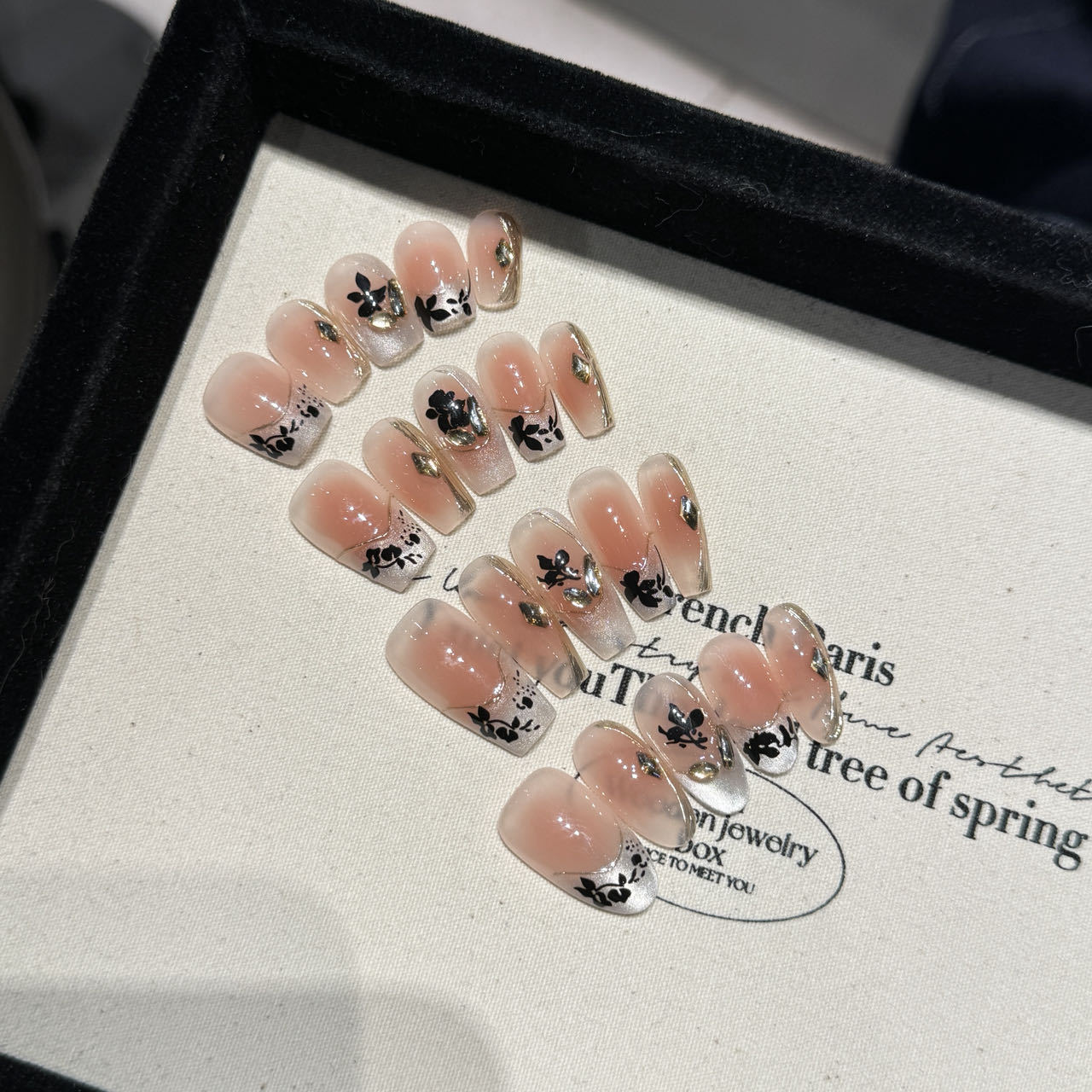 枫叶 | 长梯 | 中梯 | 短梯 | 杏仁 | 初秋新款 | 国风美甲 | 不规则鎏金 | 纯手工穿戴甲