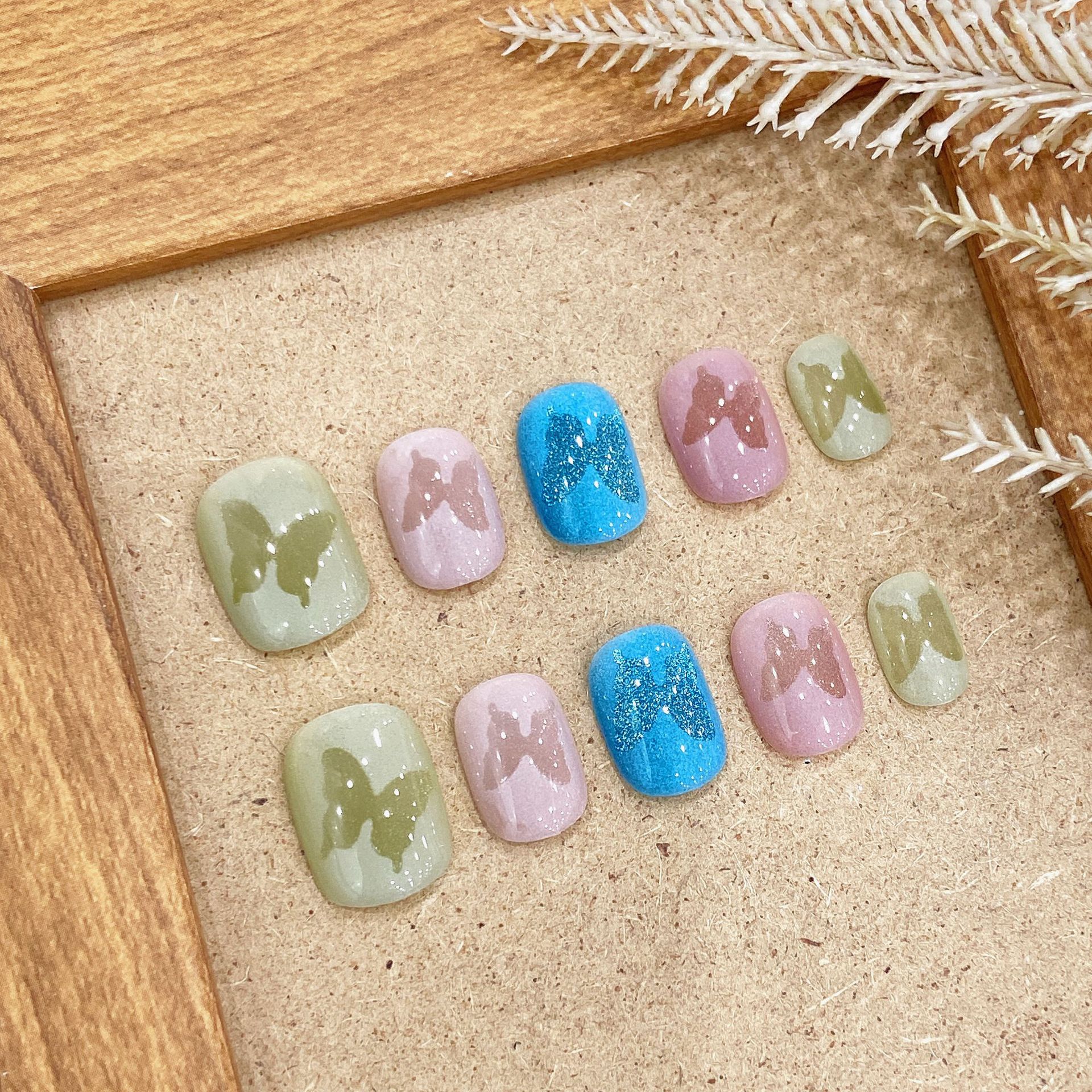 蝴蝶飞飞 | 短方圆 | 彩色多巴胺 | 网红款极光蝴蝶 | 纯手工穿戴甲