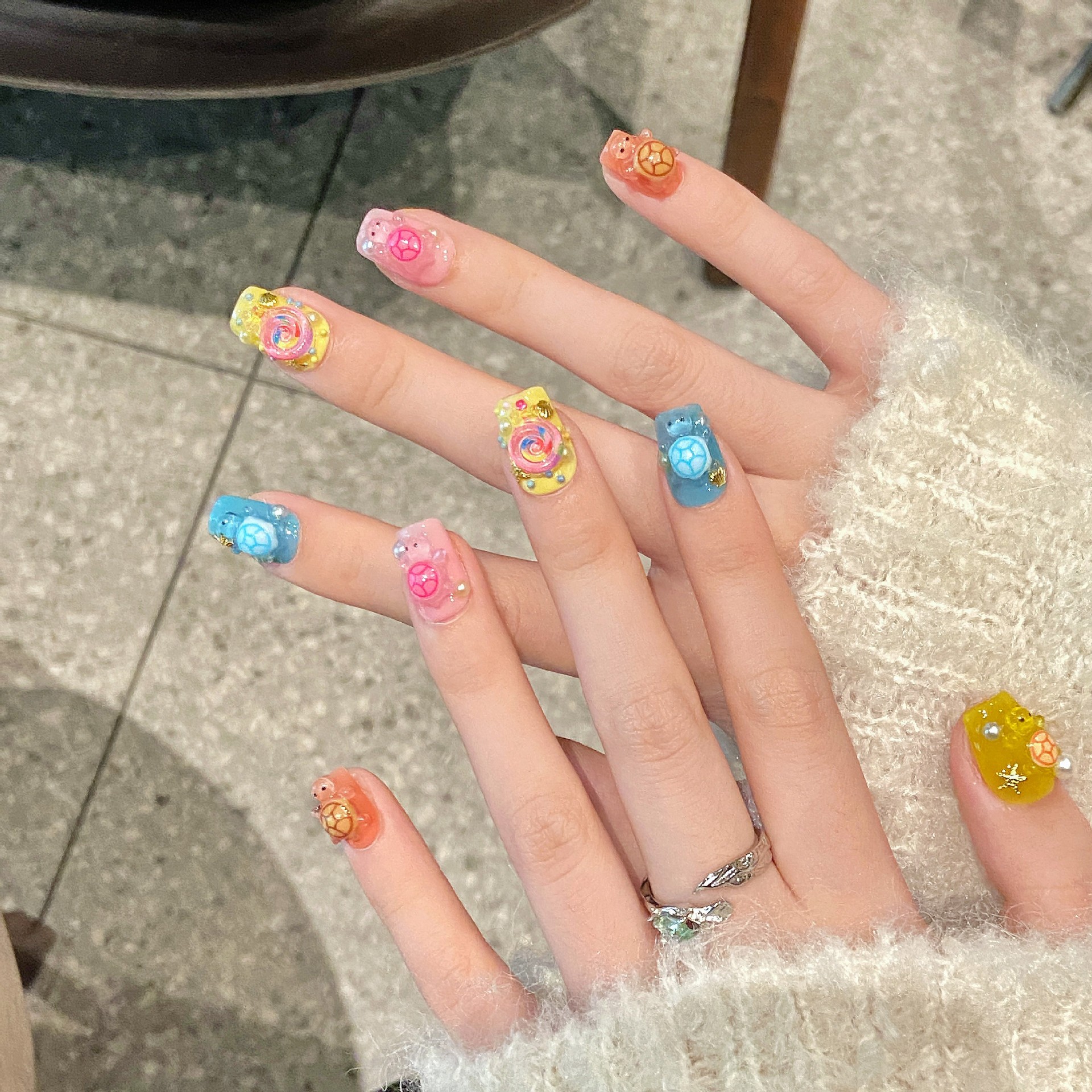 乌龟对对碰 | 短梯 | 多巴胺彩色小乌龟 | 可爱多巴胺配色 | 纯手工穿戴甲