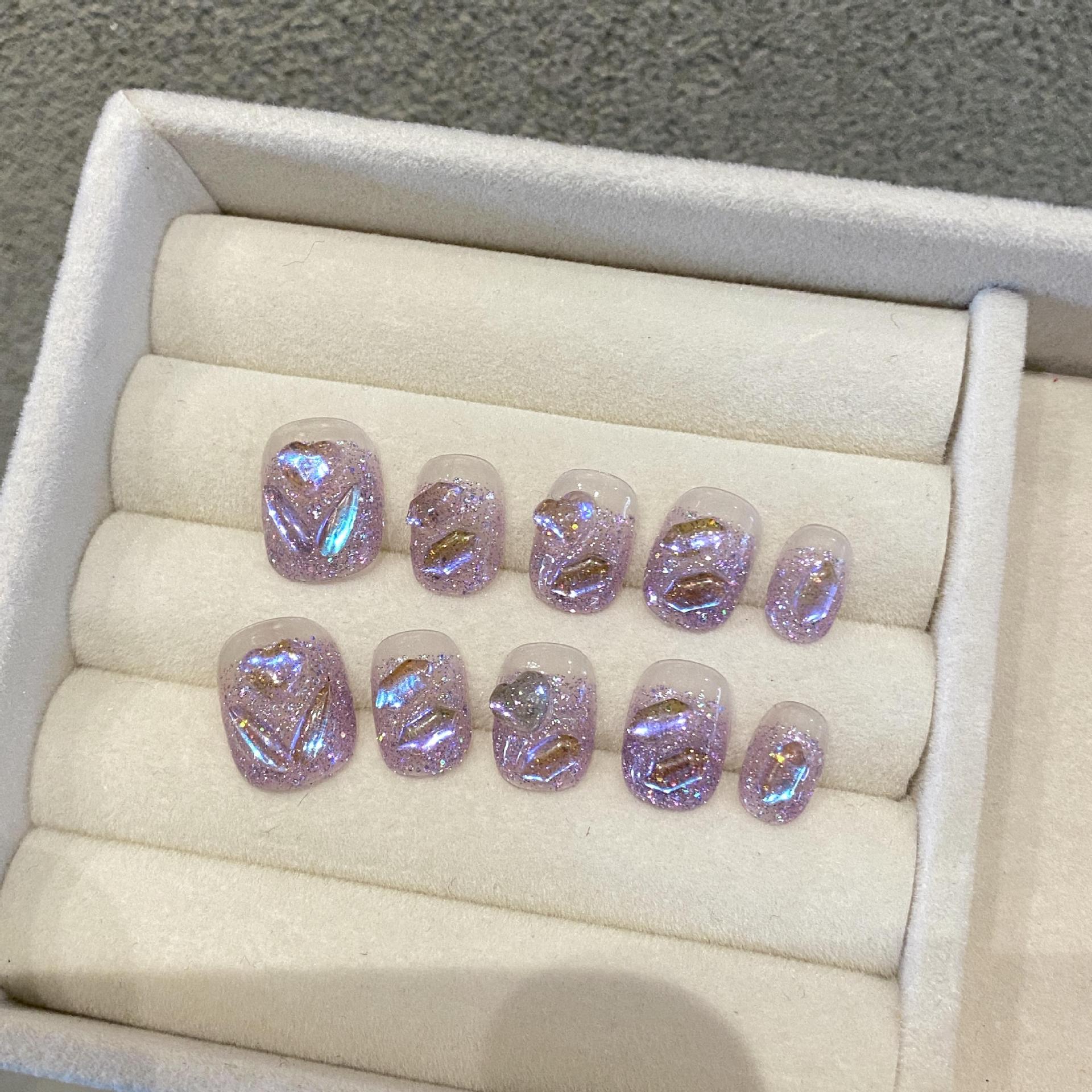 紫色极光 | 短方圆 | 爆闪极光钻 | 满钻显白 | 纯手工穿戴甲