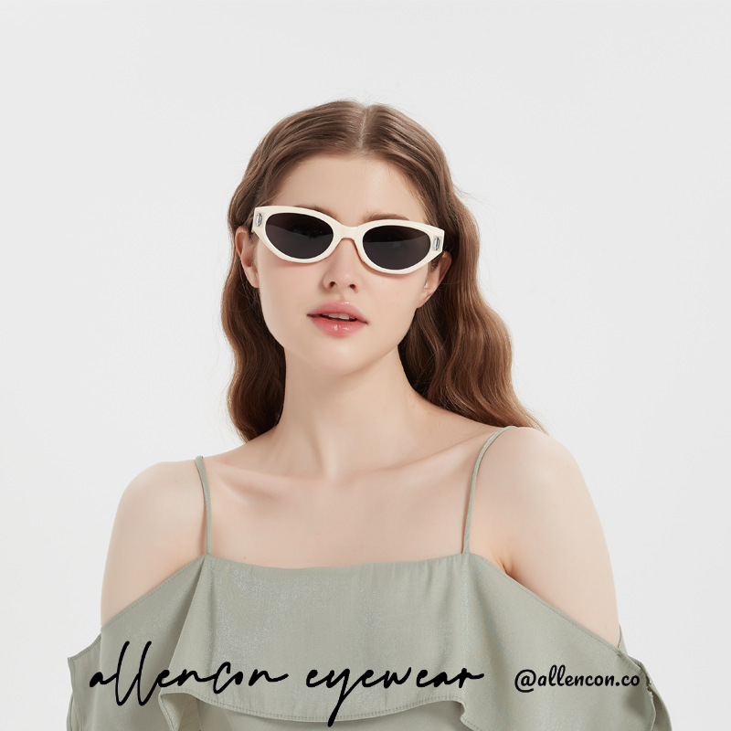 可折叠墨镜丨极简高级感丨两色可选丨男女同款