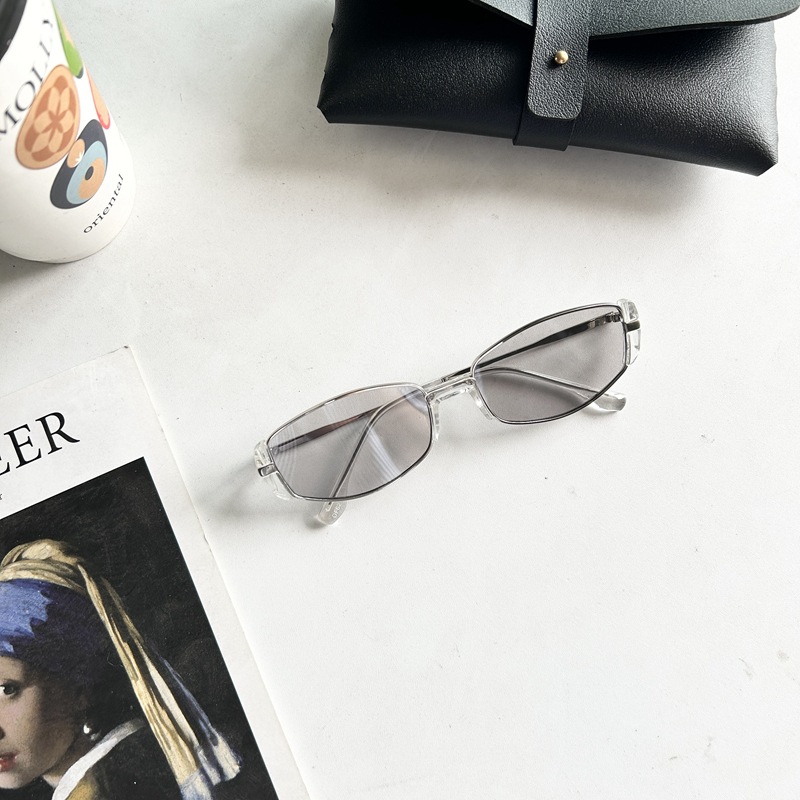 复古椭圆框墨镜丨高级感Y2K丨辣妹街拍丨四色可选