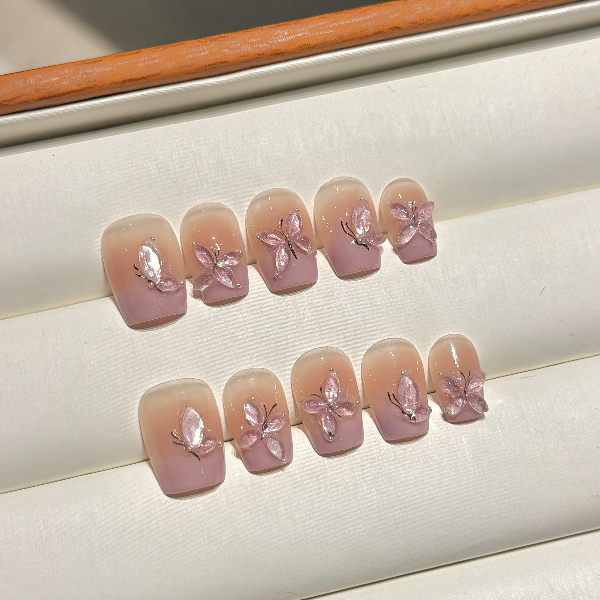 庄周梦蝶 | 短梯 | 法式猫眼显白 | 显白粉嫩蝴蝶 | 纯手工穿戴甲