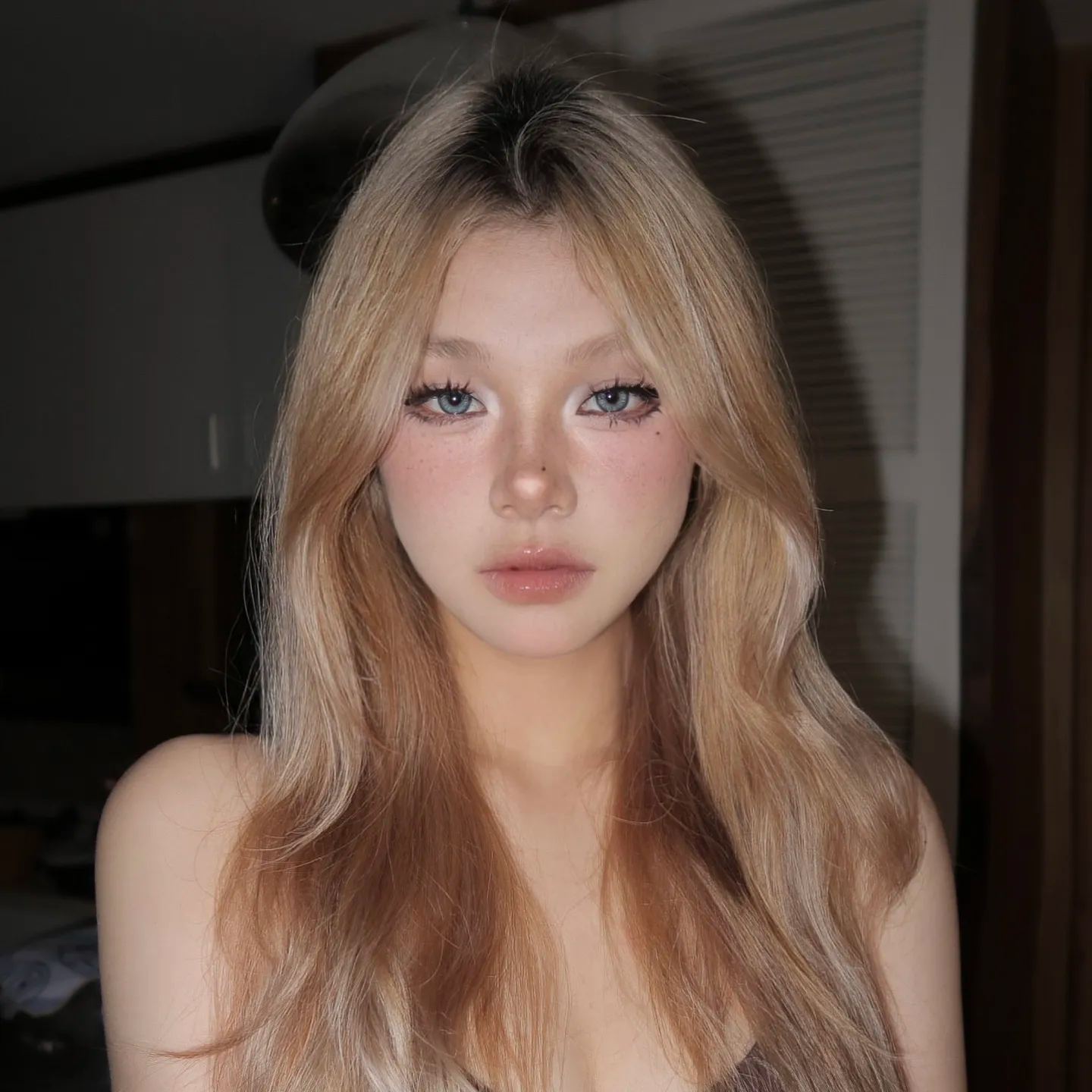 Bollycon | 韩产日抛 | 水凝胶 | 蓝色系宝藏款 | 泰勒蓝灰 | 平行纽约 | 小海星 | 魔鬼鱼 | 艾莎冰蓝 | 14.2mm | 10片装-allencon